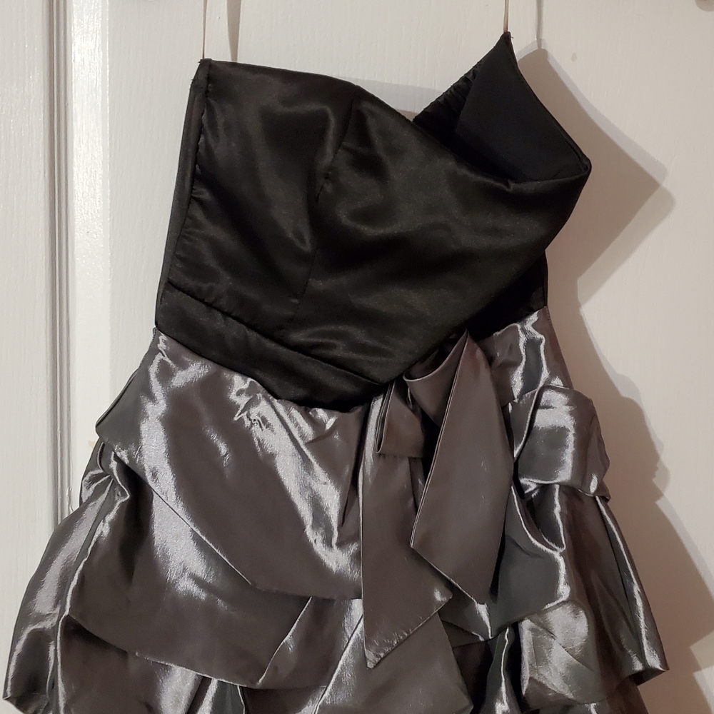 La Chateau cocktail dress size 5